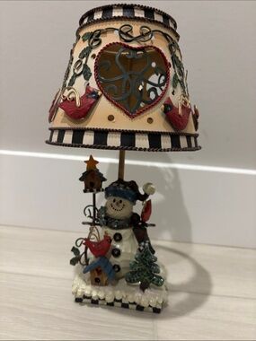 Home Interiors Cream Snowman Table Lamp with Red Cardinal Accents